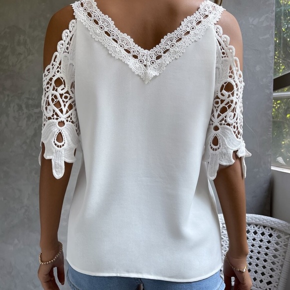 Boho White Floral Lace Cold Shoulder Blouse - Picture 4 of 5